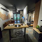 Luxury Spa City Center Apartments, Pool & Sauna & Gym & Self Check In 24 H & Free Parking