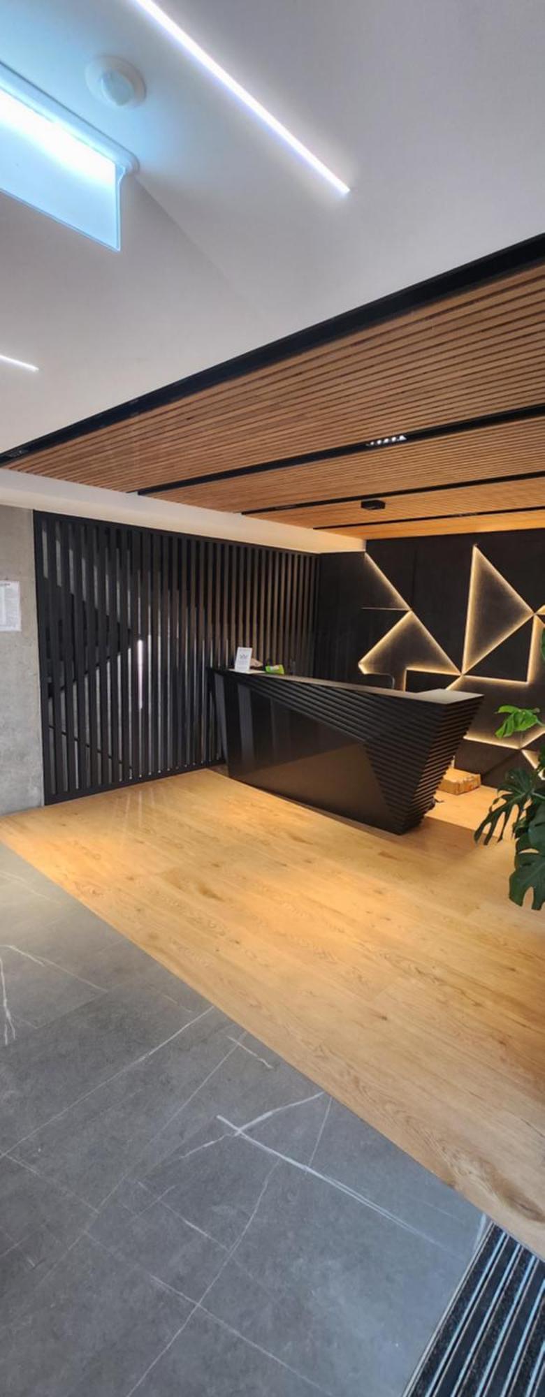 Luxury Center Apartments, Pool & Sauna & Gym & Self Check In 24 H & Free Parking Apartment Krakau