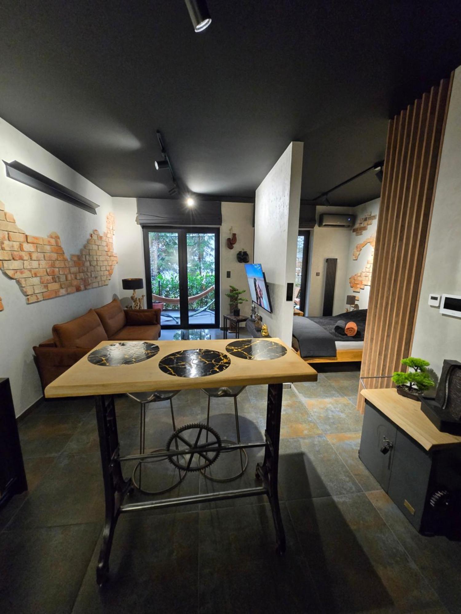 Luxury Center Apartments, Pool & Sauna & Gym & Self Check In 24 H & Free Parking